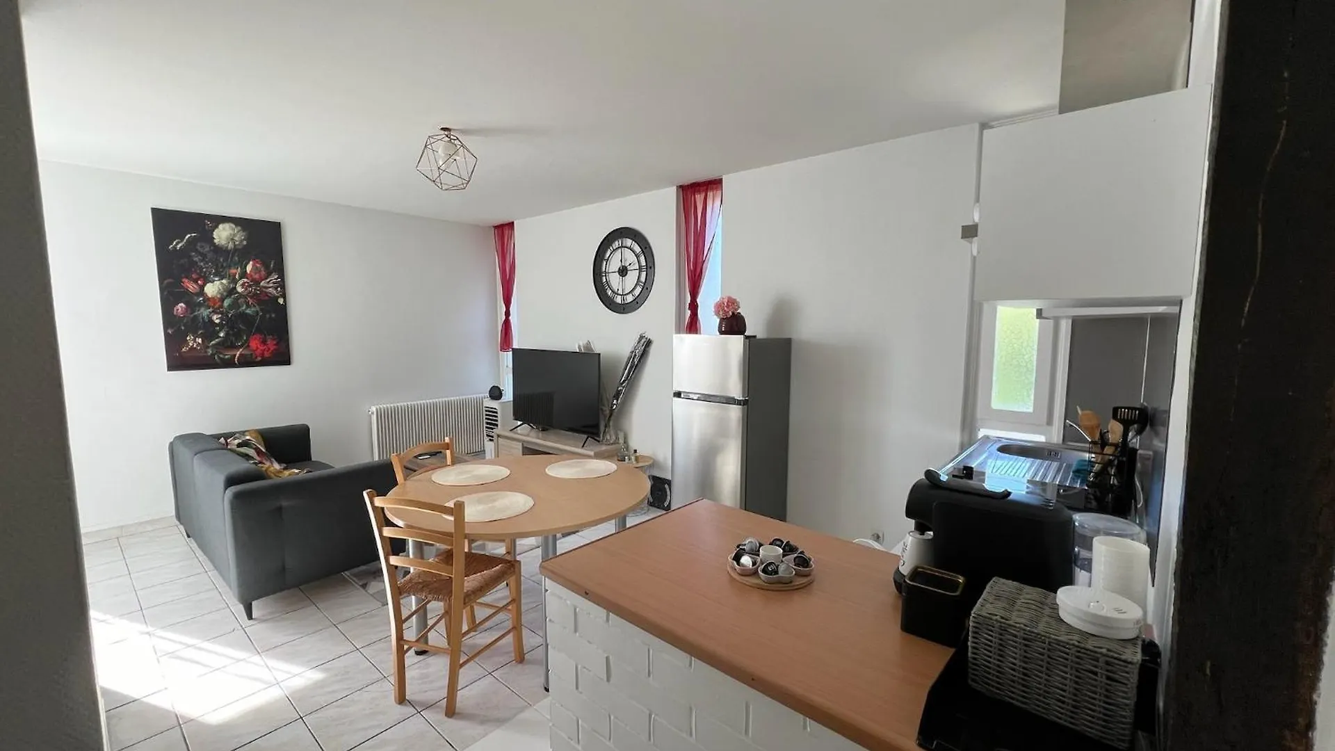 Appartement Chaleureux Pour Un Sejour Confortable Bourg-en-Bresse 0*,