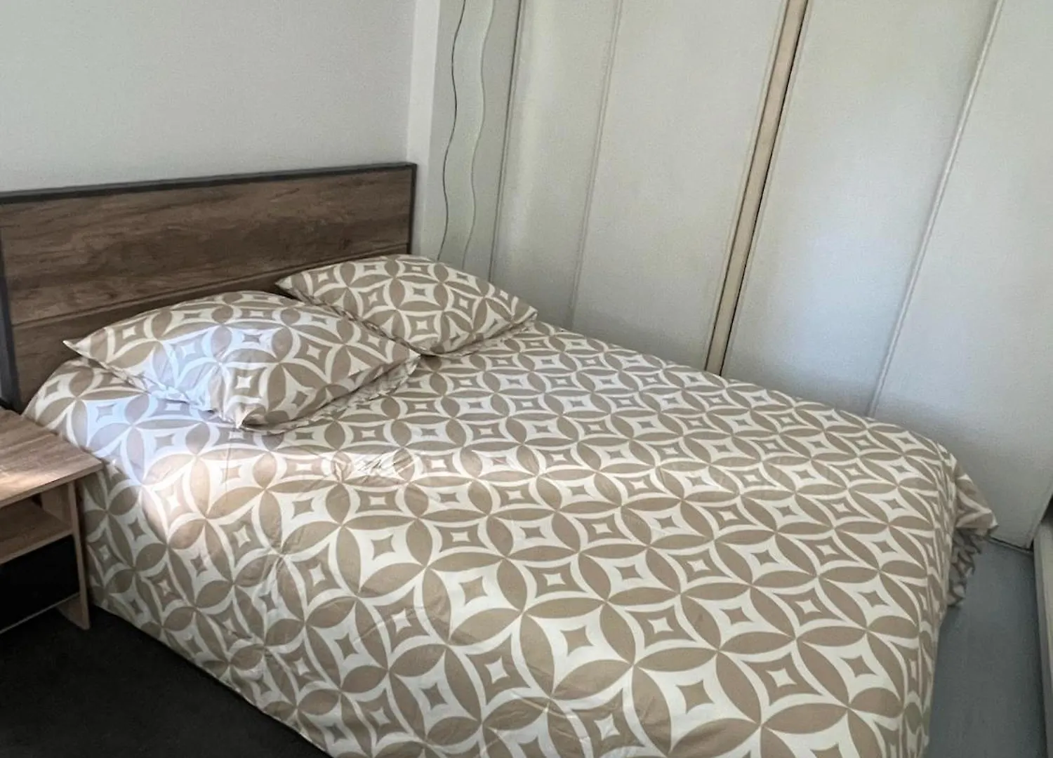 Appartement Chaleureux Pour Un Sejour Confortable Bourg-en-Bresse Apartment